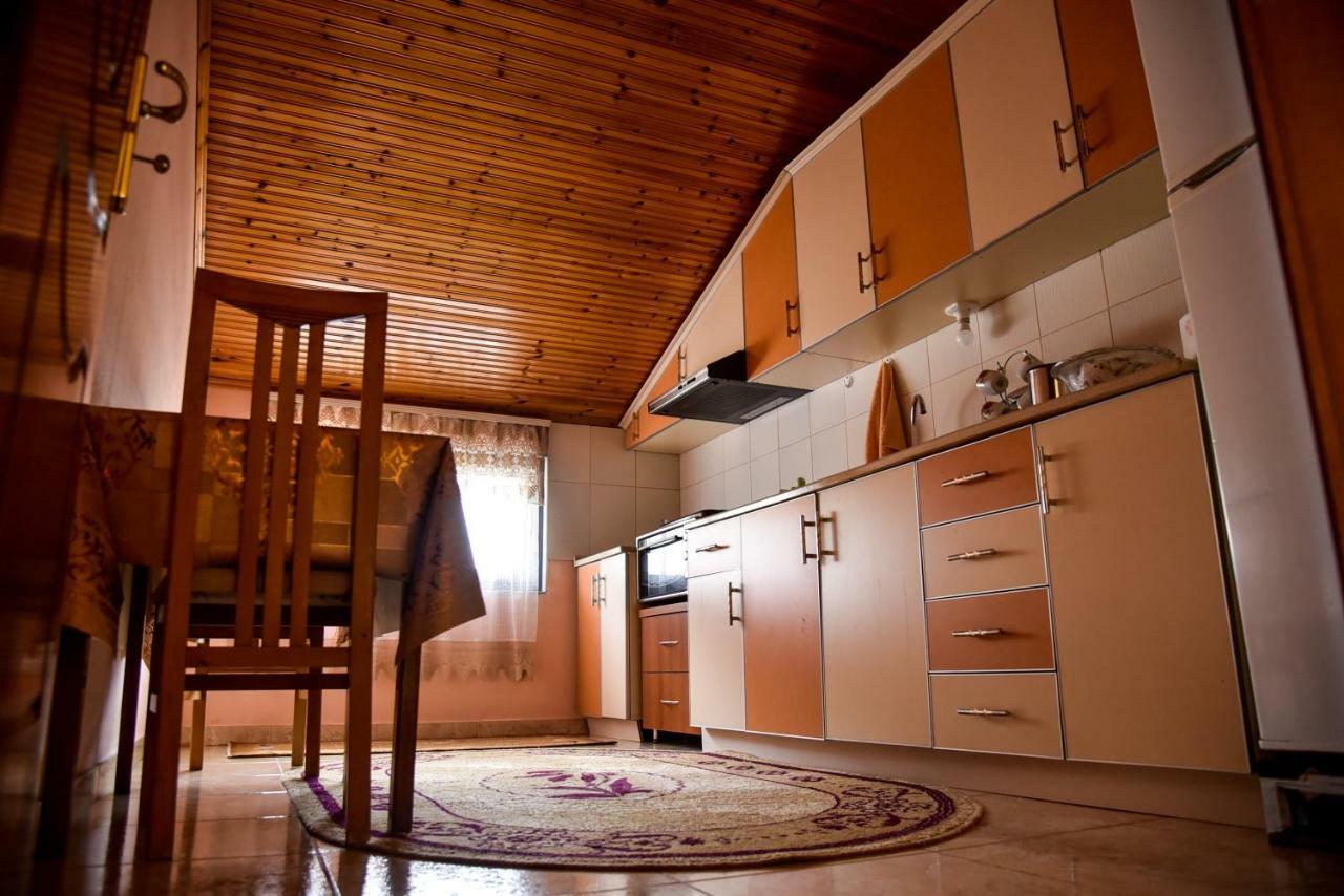 Villa Garden Shkodra エクステリア 写真